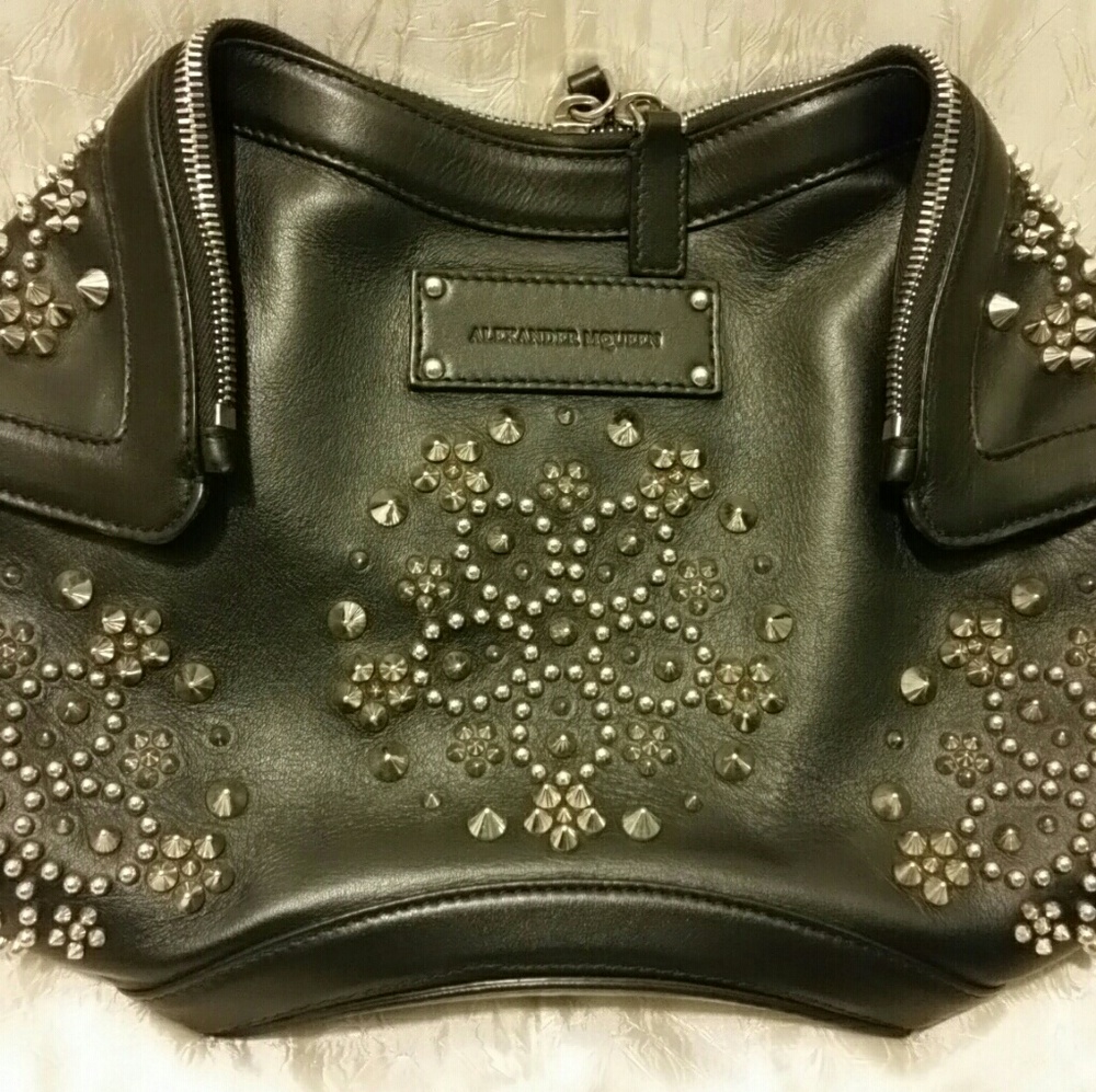 Alexander Mcqueen De Manta Clutch